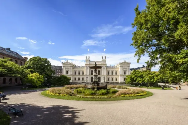 Univeritsetsbyggnanden. Foto.